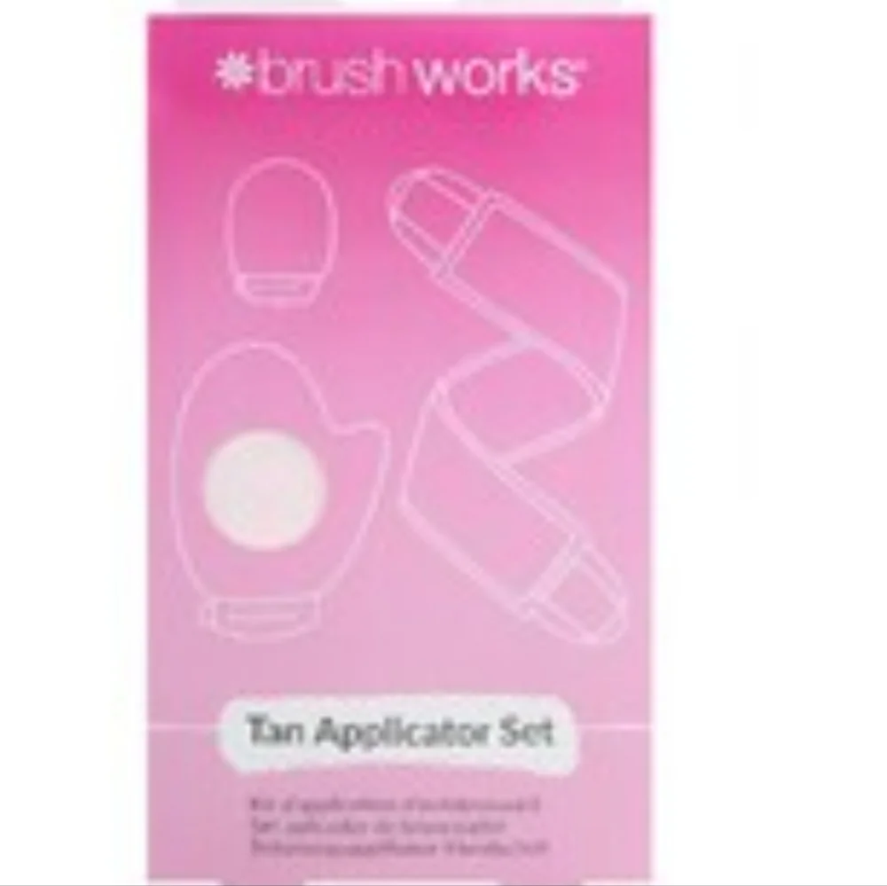 Brush Works Tan‎ Applicator Set
